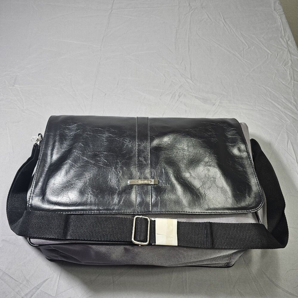 Calvin Klein messenger bag